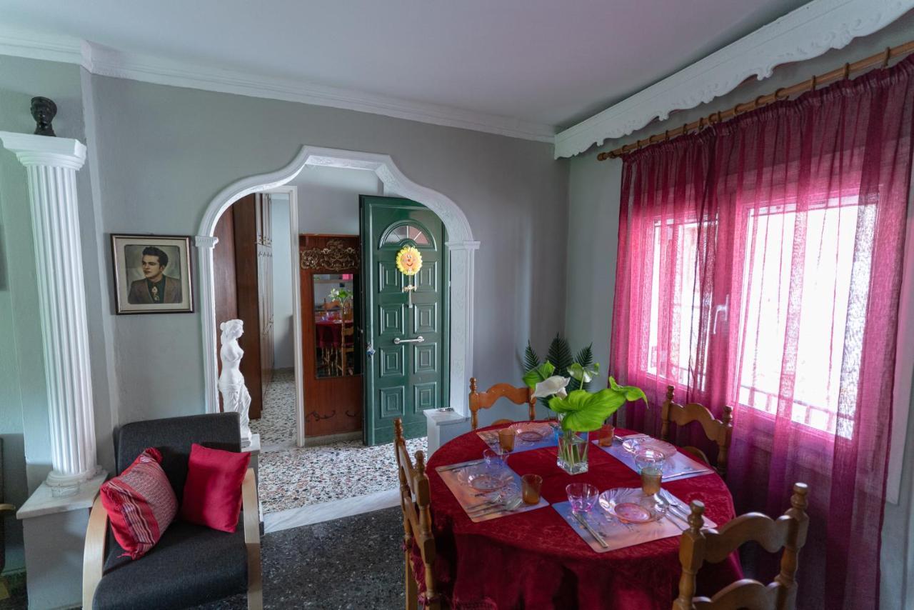Вилла Tilemachos House Kato Garouna Экстерьер фото